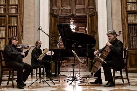 Concerto I giorni impossibili Mantova trio con Gueresi