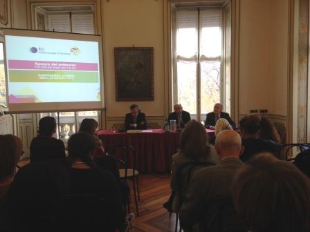 conferenza stampa nuove strategie contro il tumore al polmone